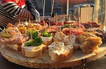 Drink eat and walk in Venice