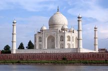Taj Mahal Entrance Ticket with Including Private Guide
