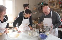 Cesarine: Small group Pizza and Tiramisu Class in Positano