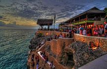 Seven Mile Beach and Ricks Cafe Private Tour.