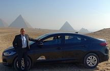 Private Cairo Tour: Pyramids, Museum & Bazaar