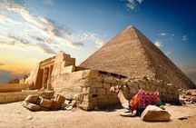Private Full Day Tour in Giza Pyramids, Sphinx ,Memfis ,Saqqara & lunch 