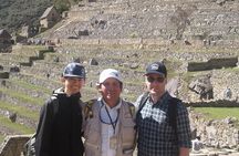 Group tour in Machupicchu from Aguas Calientes.