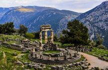 Mercedes Private Tour from Athens to Delphi and Arachova 