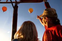 Gold Coast Hot Air Balloon + Winery Breakfast + Return Transfers