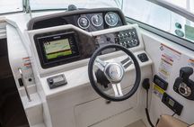Motor Yacht (2026)Luxury Private Cruise Around Santorini