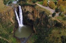 Drakensberg, Nelson Mandela Capture S & Howick Falls - 2 Day Tour from Durban
