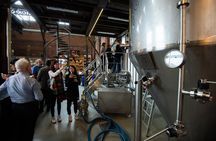 Private: Discover Brussels beer & breweries by a young local (incl. chocolate) 