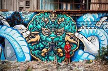 Morning Market and Street Art Tour in Phnom Penh