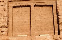 From Aswan: Abu Simbel Temples Tour with Egyptologist Guide