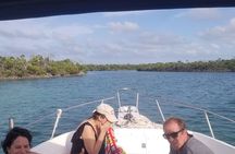 Boat Excursion in Florida Keys with Snorkeling Equipment