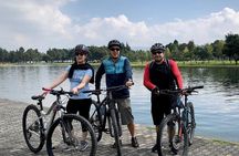 Simon Bolivar Park and Virgilio Boat Library Bike Tour