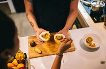 Medellín Home Cooking Class, Fruit Tasting & Shared Meal