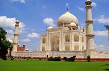 Taj Mahal & Abhaneri Step Well's Day Tour From Jaipur