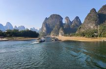 2-Day Self-Guided Yangshuo Tour with the Yulong Bamboo Boat and Xingping Town