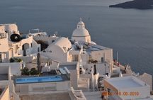 Discover Santorini with us (4 hour private tour)