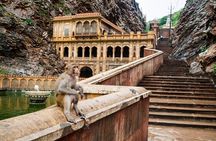 Private 6 Hours: Jaipur Temples Tour