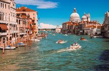 Explore the Instaworthy Spots of Venice with a Local