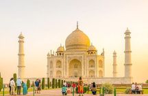 Private Taj Mahal Sunrise Day Tour From Delhi by Ac Car - All Inclusive