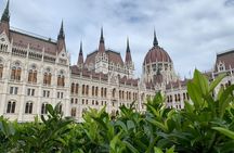Architectural Budapest: Private Tour with a Local Expert