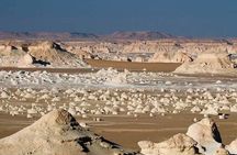 Overnight tour to Baharyia Oasis (Black&White desert with Crystal mountain)