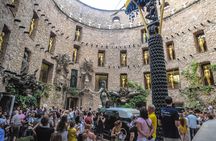 Dali Museum, House & Cadaques Small Group Tour from Barcelona