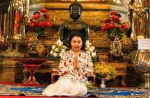 Heart of Chiang Mai By Tuk Tuk under the Sunlight or Moonlight