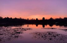 Angkor Wat Sunrise TukTuk Tour