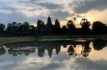 Angkor Wat Sunrise TukTuk Tour