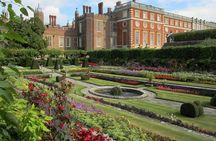 Hampton Court Palace Private Tour - Secrets of Henry VIII
