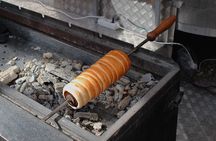 Budapest Street Food Tour with Local Snacks, Dessert and Beer