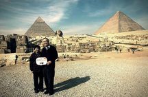 Day Tour at Giza Pyramids & Sphinx