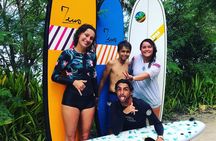 Come and learn to surf at the best surf spots in Guadeloupe.