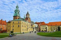 Skip-the-line Wawel Cathedral in Krakow Private Tour 
