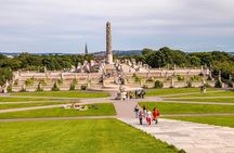 The Ultimate Study of the Human Form at Vigeland's Sculpture Park with a Local