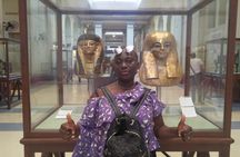 private guided tour Giza Pyramids,Sphinx and Egyptian Museum 