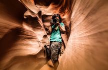 Antelope Canyon and Horseshoe Bend Small Group Tour from Vegas