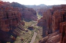 Private tour from Almaty 1 day Charyn canyon on comfortable SUV