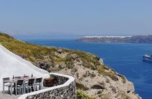 Wine Tour in Santorini with private guide, wine museum and tasting
