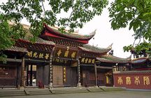 Chengdu Private Day Tour to Emei Mountain with Lunch and Cable Car Ride
