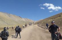 Rainbow Mountain - Group Service