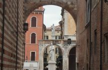 Hidden Verona at Sunset - evening walking tour