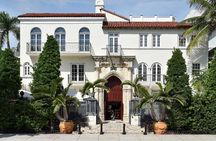 Miami Beach Art Deco & History Walk Tour with Design Enthusiast