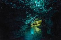 3-Day Hobbiton, Rotorua, Whakarewarewa, and Waitomo Tour