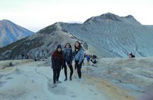 4D3N Ijen Crater,Papuma Beach, Tumpak Sewu Waterfal & Mount Bromo