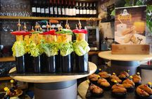 Barcelona Tapas & Wine Private Tour in Traditional Taverns