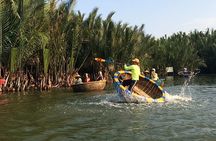 Basket Boat Ride and Old Town Walking Private Tour