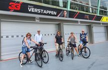 Singapore Highlights Small Group Bike Tour on Full-Sized Bicycles
