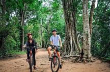 Angkor Wat & Bayon: the Smiling Temple Bike Tour