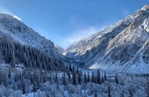 The dazzling winter hike at the Ala Archa National Park 